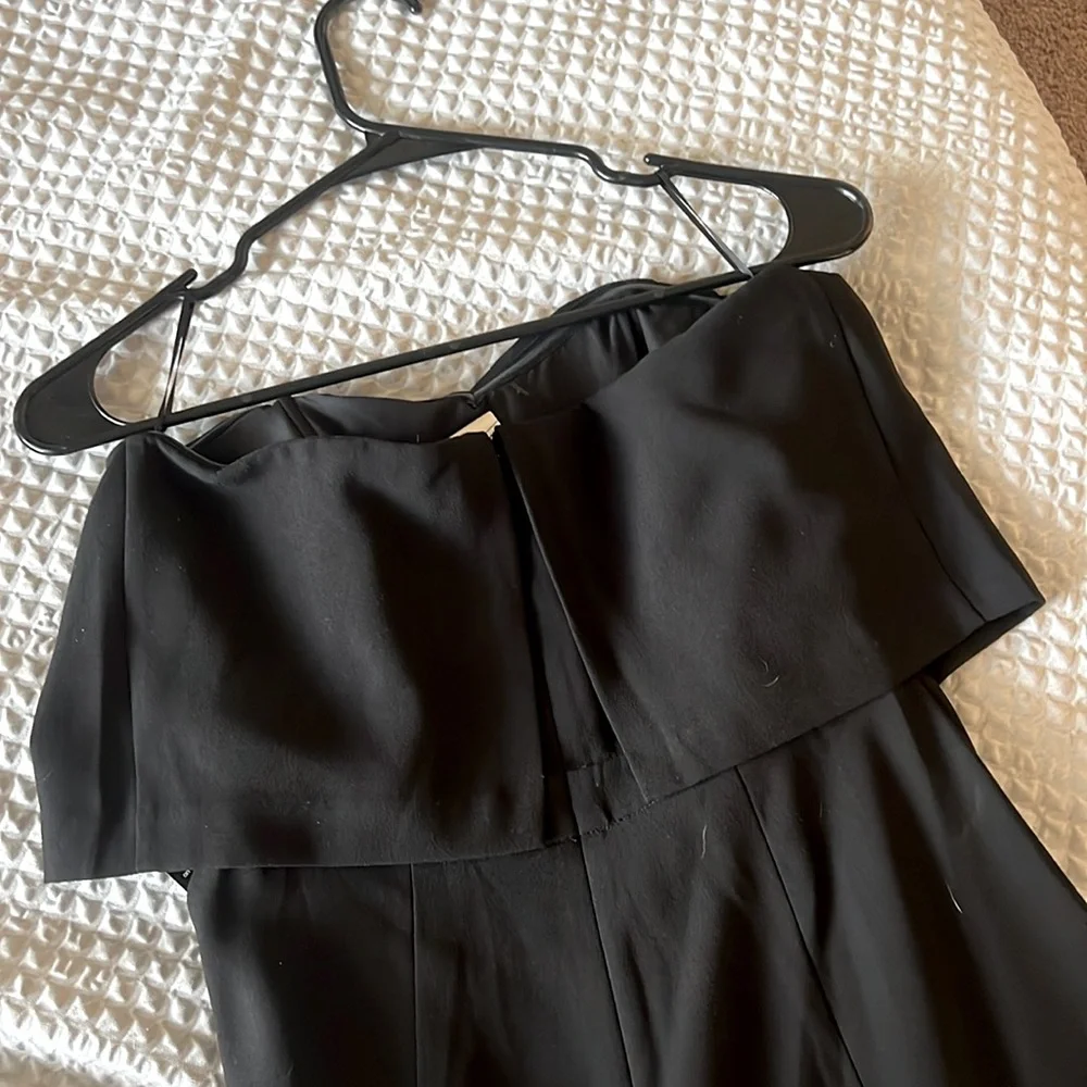 NWT Express Women’s Black Strapless Jumpsuit with Cutout - Size 4 - Picture 7 of 7